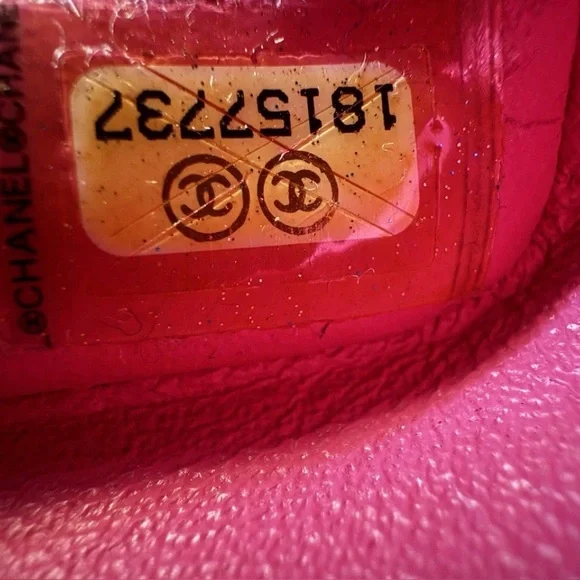 CHANEL Classic Double Flap Bag – Pink Mat Leather, Silver Hardware - Picture 8 of 8